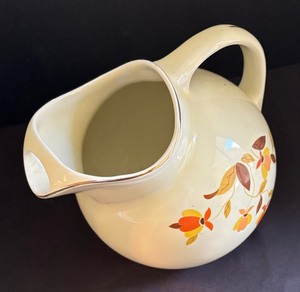 Halls Superior Quality Autumn Leaf Ball Pitcher