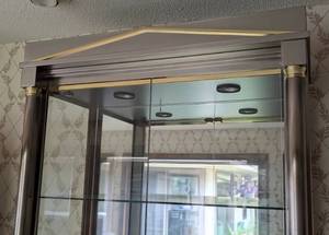 Gorgeous Glass Display Cabinet