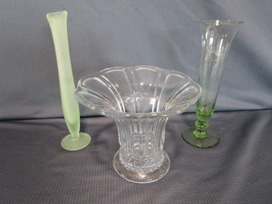 Vases Green, Frosted, Flare