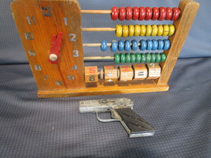 Cap Gun, Abacus