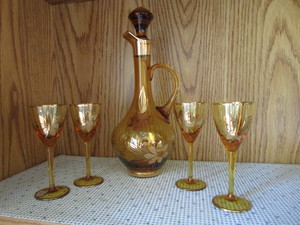 Romanian Glass Set, Gold Highlights