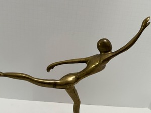 lot 7 image: Modern Brass Sculpture DANCING FIGURE on Marble Pedestal Unsigned