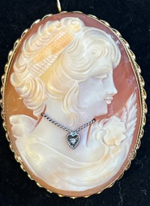 lot 1 image: Victorian Era 14kt Yellow Gold Cameo Diamond Brooch Pendant