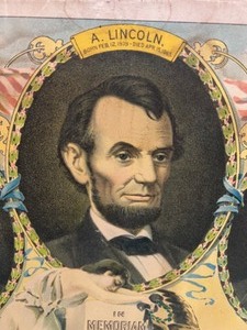 lot 101 image: Rare 1901 Antique GARFIELD, LINCOLN & McKINLEY Martyred Presidents Memorandum Litho Print on Cardboard