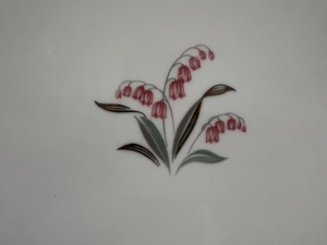 lot 114A image: NORITAKE China CREST 5421 JAPAN  Lily Of The Valley Pattern Large Oval PLATTER