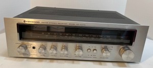 lot 124 image: Vintage KENWOOD KR-4070 Silver Faced Stereo Receiver w Phono Input -Powers On