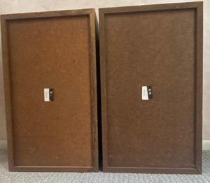 lot 166 image: Vintage Retro OMEGA Wood Cased Large Audio Floor  SPEAKERS - QTY 2