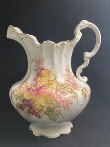 lot 173 image: Rare Antique HOMER LAUGHLIN Washstand Water Pitcher