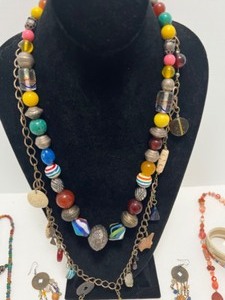 lot 212 image: Vintage Bohemian JEWELRY Colorful Collection of Glass Beads & Bangels including Artisan