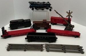 lot 277 image: Vtg LIONEL Train Set Locomotive 247 BALTIMORE & OHIO Steam Engine w Tender & Cars, 4 Track pcs. & Crossing Sign