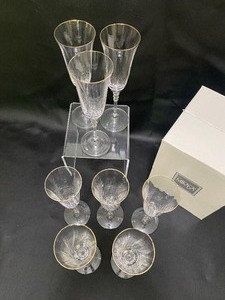 lot 308 image: MIKASA Fluted Sonata Gold Rimmed CHAMPAGNE Glasses with Original Boxes -QTY 8