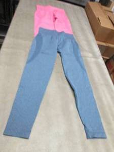 2 Pair Ladies Gym Wolf Leggings Siz...