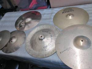 Drum Set Cymbals with Case...