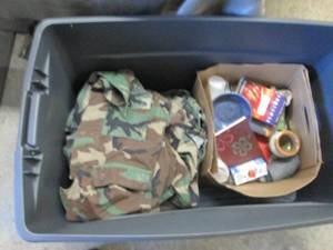 45 Gallon Tote with Wheels containi...