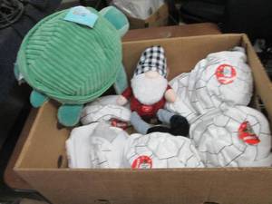 Pet Toys & Plush...