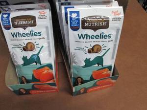 12 pks Nutrish Wheelies Cat Treats...