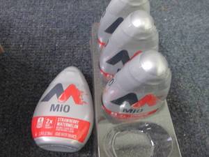 4- 3.24 oz Mio Strawberry Watermelo...