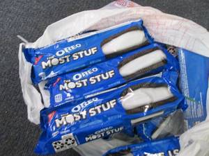 12- 3 oz Oreos Most Stuf...