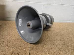 Ford Aerospace & Communications Corp Loudspeaker assemby 57402  A10244-7 with horn and driver
