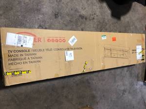 Coaster Madra Dark Pine Rectangular TV Stand Fits TVs up to 85 in. with 2-Sliding Doors      Customer Returns See Pictures