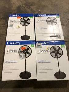 Lot of Lasko 18 in. 3 Speed Oscillating Pedestal Fan with Adjustable Height, Easy Assembly, and Quiet Cooling for Any Room in Black Customer Returns See Pictures