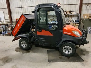 lot 1 image: 2013 Kubota RTV100 CWX with Mattrax