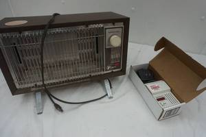 lot 51 image: Titan heater, radon detector