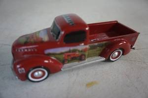 lot 96 image: Farmall numbered truck