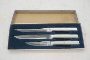 lot 100 image: knife set