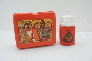 lot 108 image: vintage lunch box