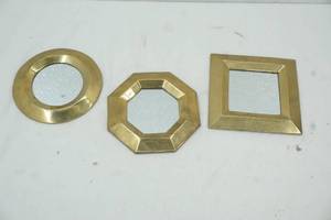 lot 117 image: decor