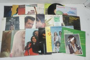 lot 131 image: 33 rpm records