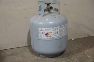 lot 142 image: propane tank