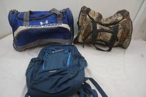 lot 157 image: duffle bags