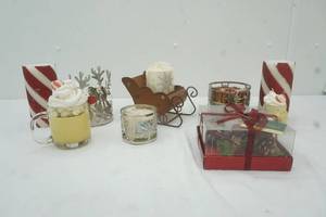 lot 174 image: candle lot