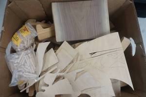 lot 189 image: craft wood