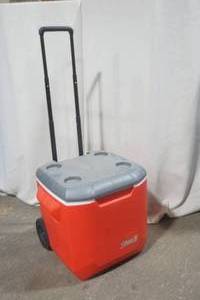 lot 203 image: Coleman cooler