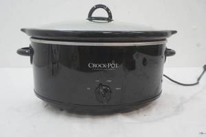lot 234 image: Crock Pot