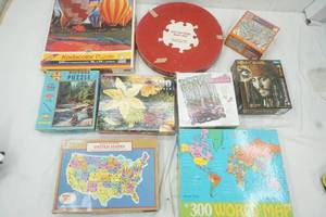lot 2 image: jig saw puzzles