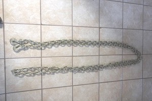 lot 250 image: log chain