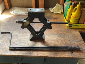 Scissor Jack