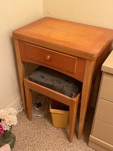 Singer Sewing Machine and Cabinet