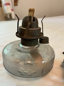 lot 114 image: Antique Cast Iron Wall Sconce Oil Lamp