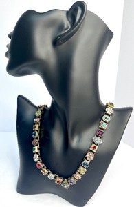 lot 6J image: Sweet Romance Victorian Inspired 22 Slider Charm Necklace