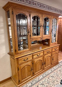 lot 248 image: Stunning Oak China Cabinet