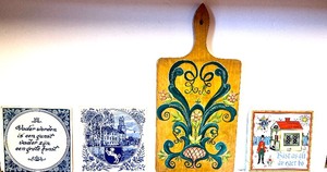 lot 193 image: Ceramic Trivets Hot Pot Holder Lot