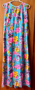 lot 133 image: Indorables of California Floral Vintage Dress