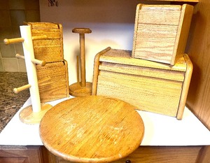 lot 170 image: Wooden Kitchen Essentials Lot
