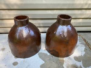 lot 3 image: Red Wing Pottery Pipe Coupling