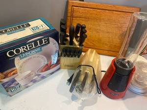 lot 25 image: Kitchen Supplies